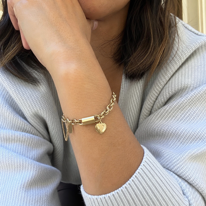 Bracciale spesso a forma di cuore | Oro