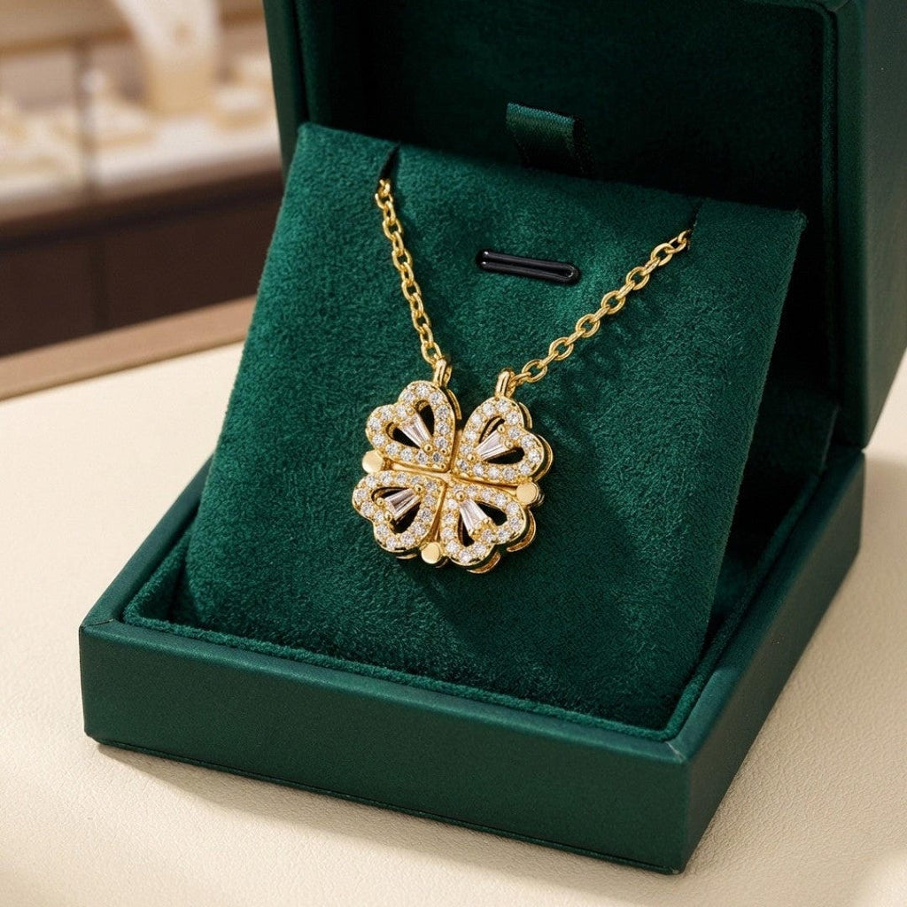 Collana Trifoglio Dorato con Pendente a Cuore in Zircone