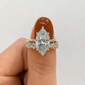 Anello di Diamante Marquise di Lusso Impreziosito in Oro