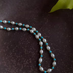 Collana di perle sofisticate e perline di turchese