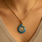 Collana in Perle di Conchiglia e Oro