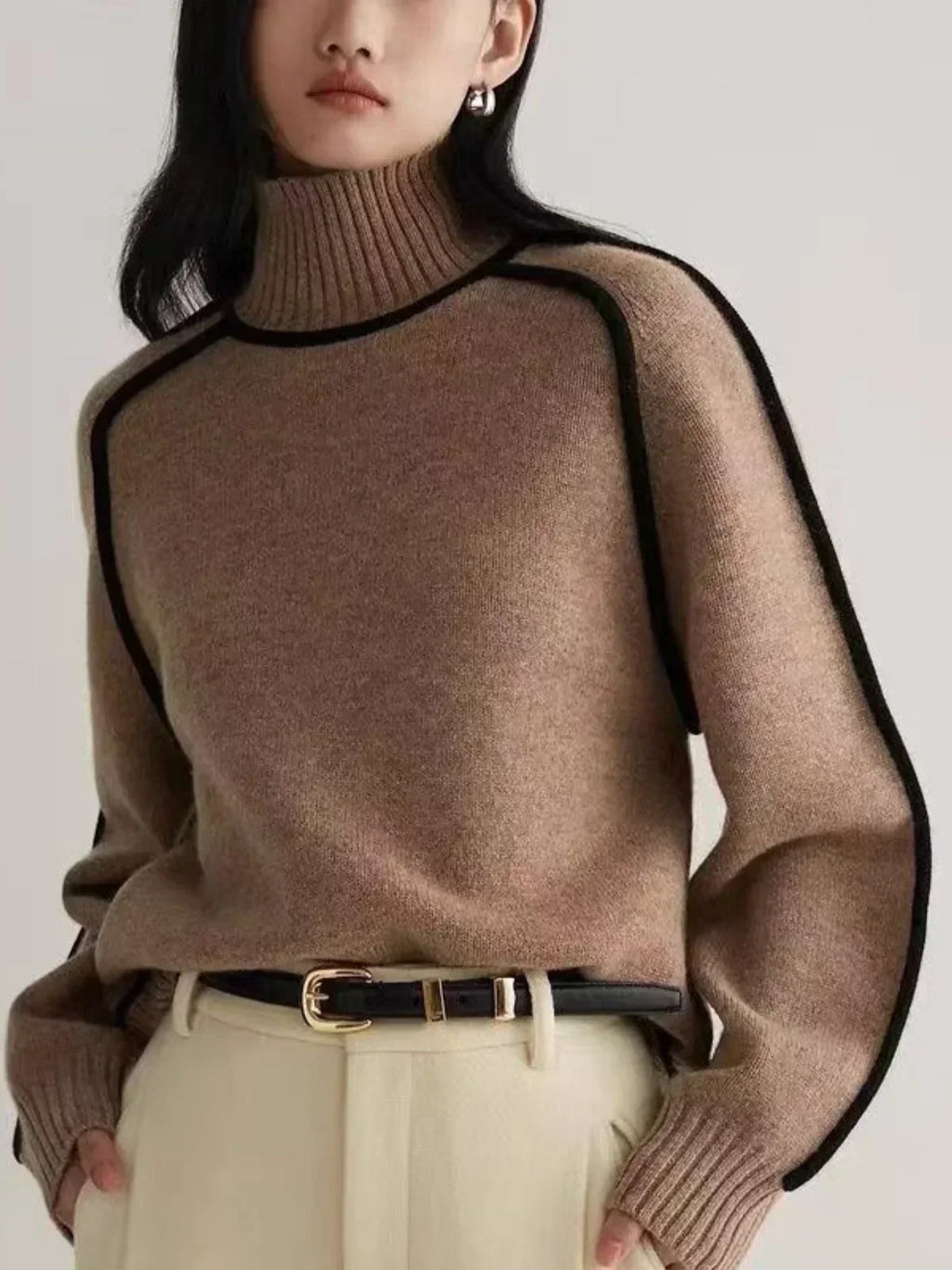 Deirdre | Il Maglione con Collo Alto