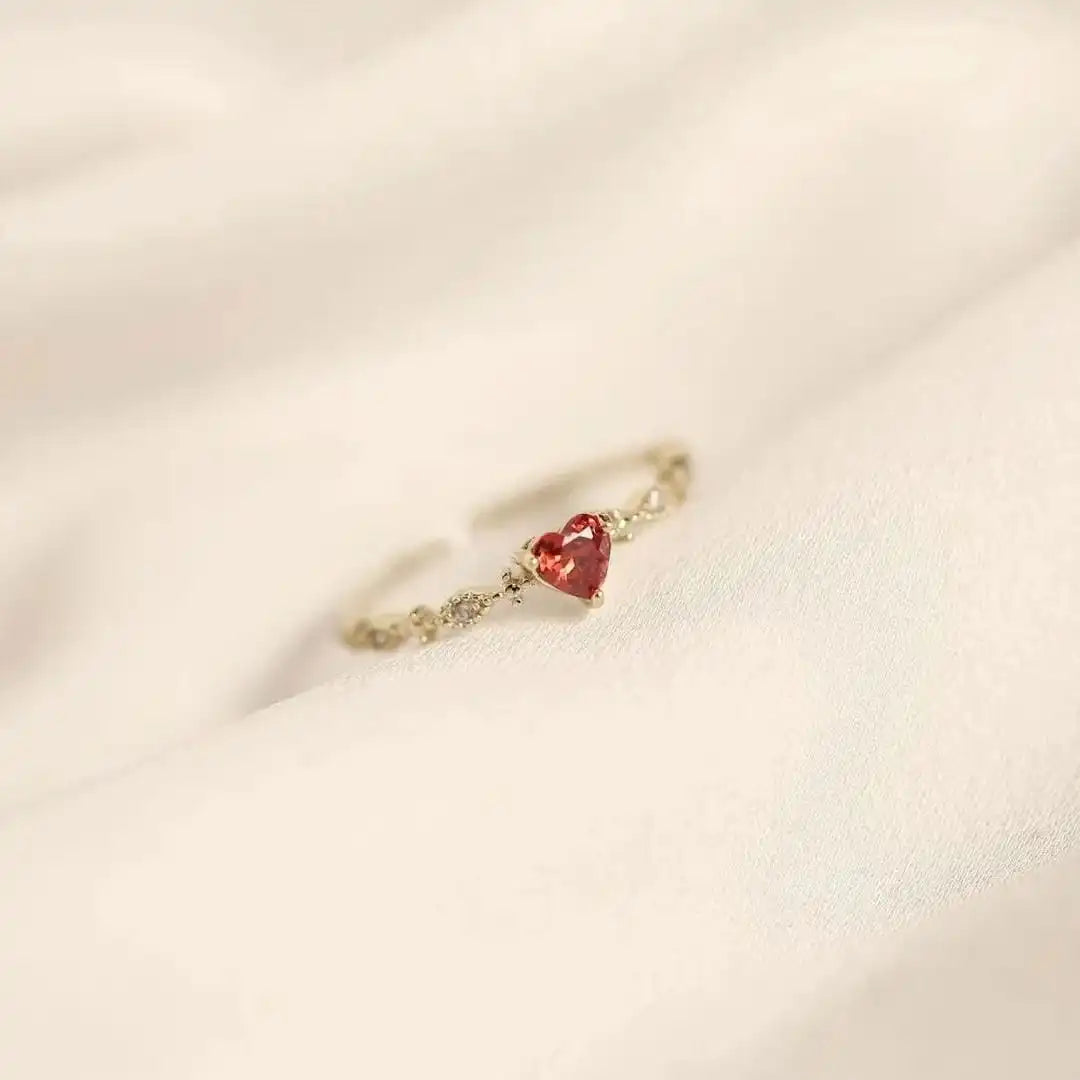 Anello con Accento Marquise Heartstone