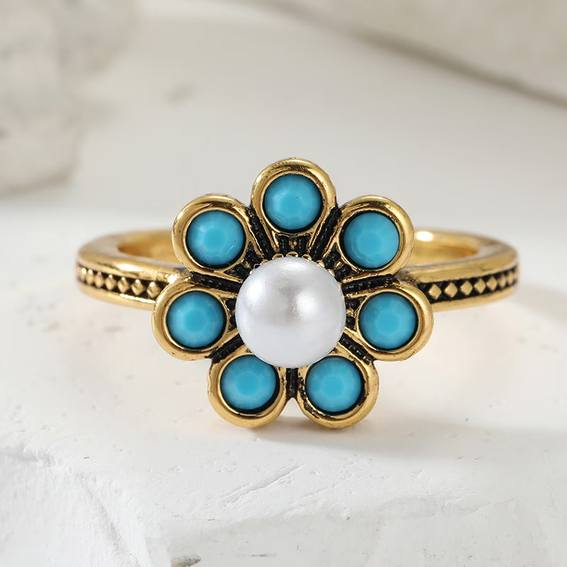 Anello Elegante in Perla Turchese con Fiori