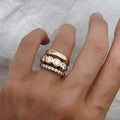 Set di anelli in oro brillante forgiato