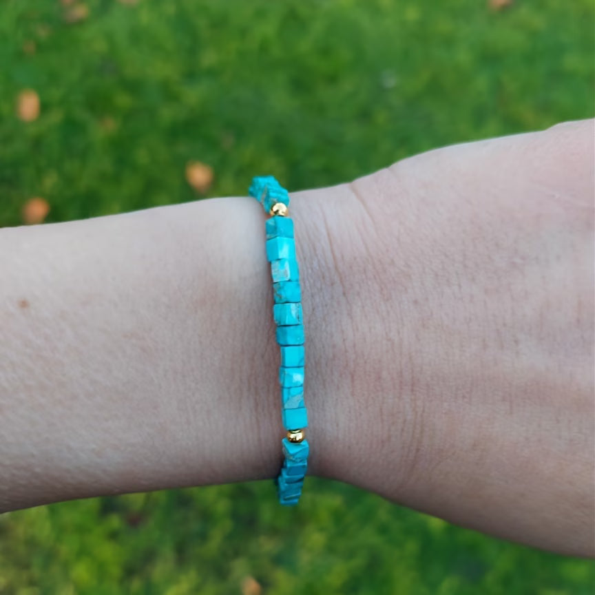 Bracciale Quadrato in Pietra Turchese Regolabile
