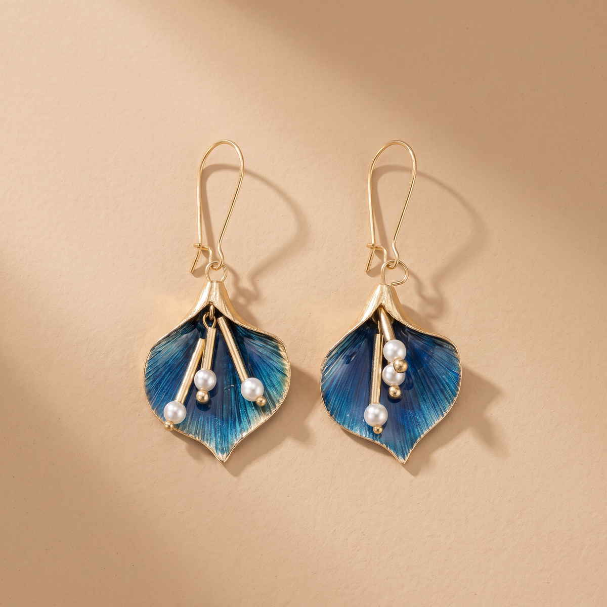 Orecchini in Argento Vintage con Fiore di Loto Blu