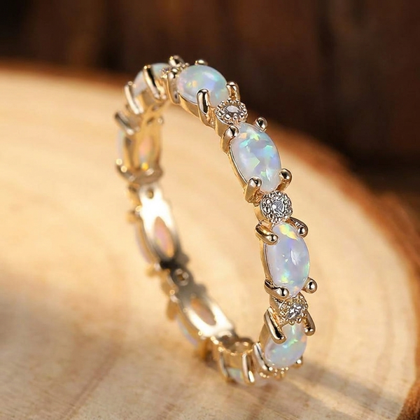 Anello Eternità in Opale Dorato Vintage