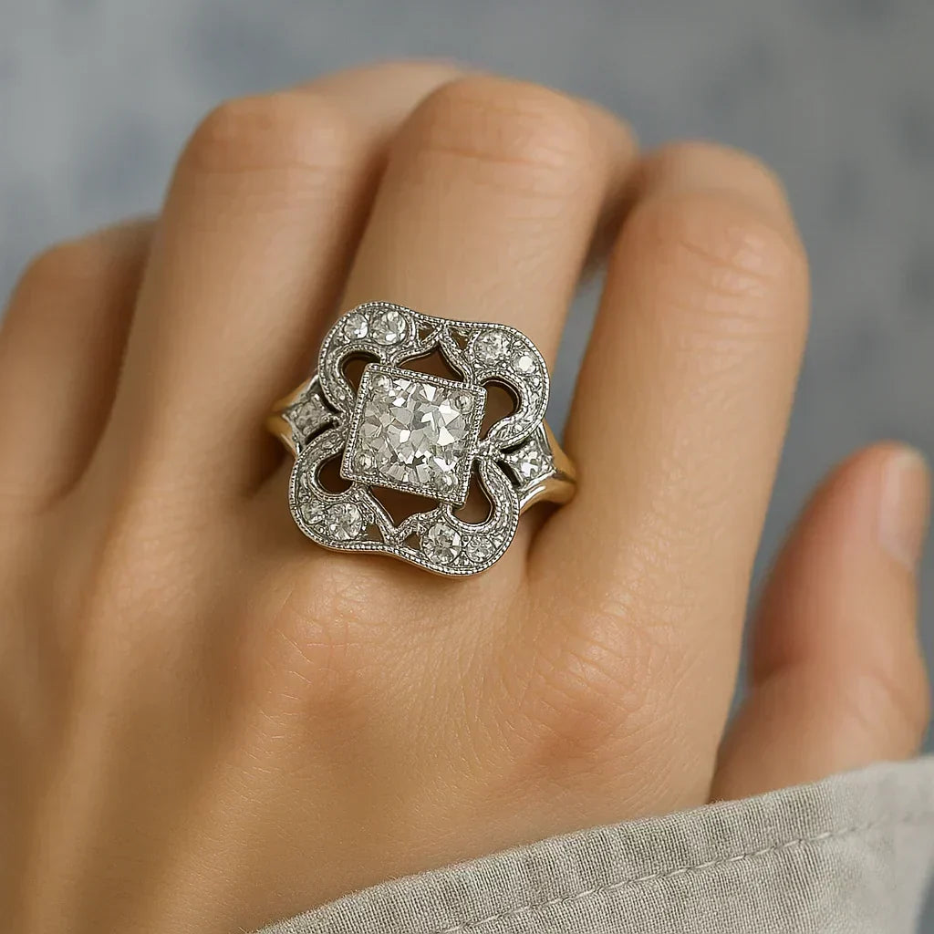 Anello Vintage in Zirconia Dorato
