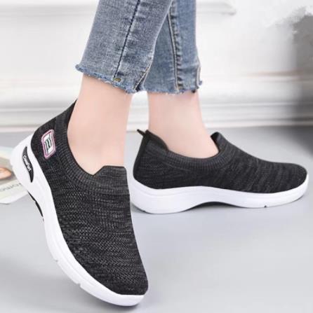Scarpe per il dolore ai piedi Sayaka